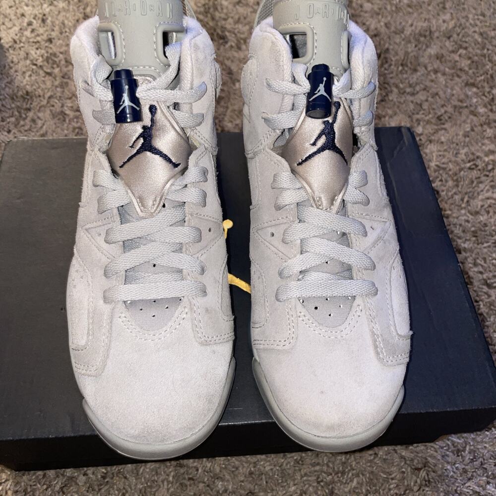 Air Jordan 6 Retro Mid Georgetown Grey (GS) 384665-012 Size 6.5Y Boys